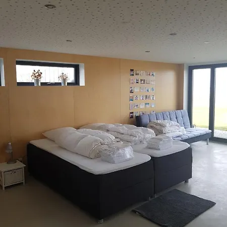 Poolvilla 7 Bedrooms, 3 Bathrooms *